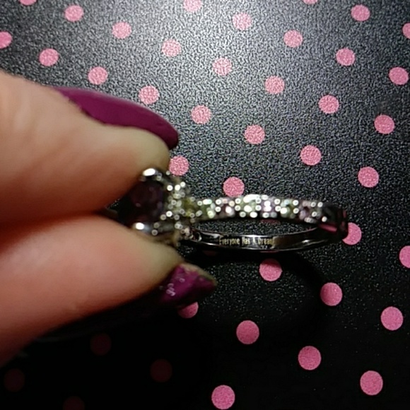 Aurora's engagement ring.  Sz 6 - Picture 4 of 5